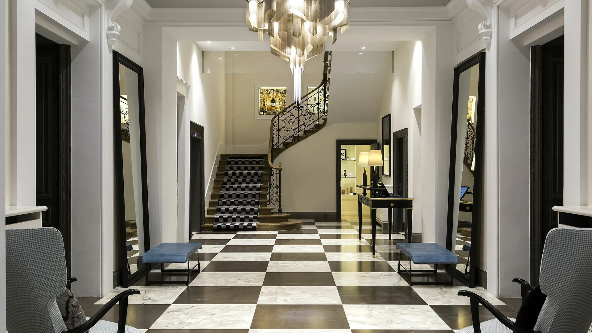 Hotel Mont-Blanc Chamonix Fransa