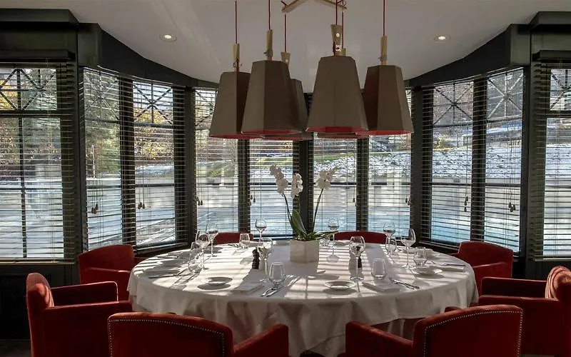 Hotel Mont-Blanc Chamonix 5*,  France